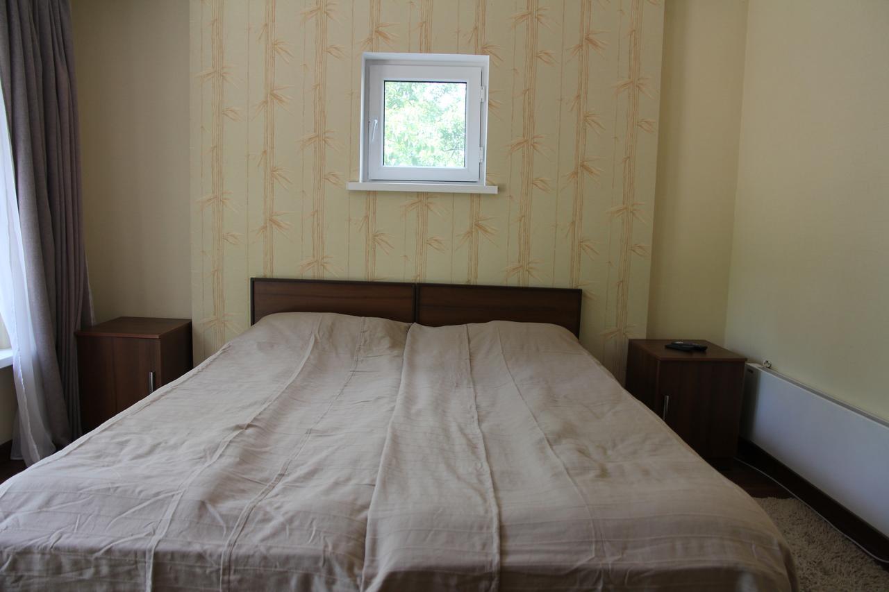 Guest House Leto Dolinka Exteriör bild