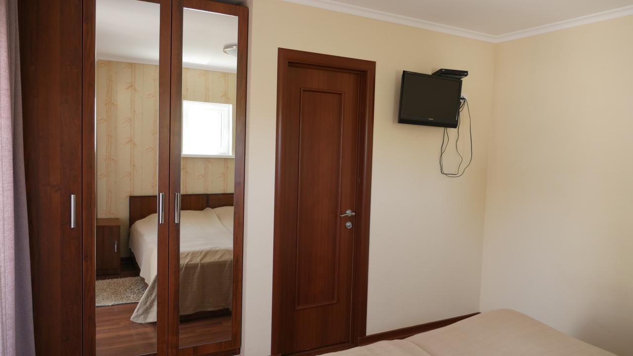 Guest House Leto Dolinka Exteriör bild